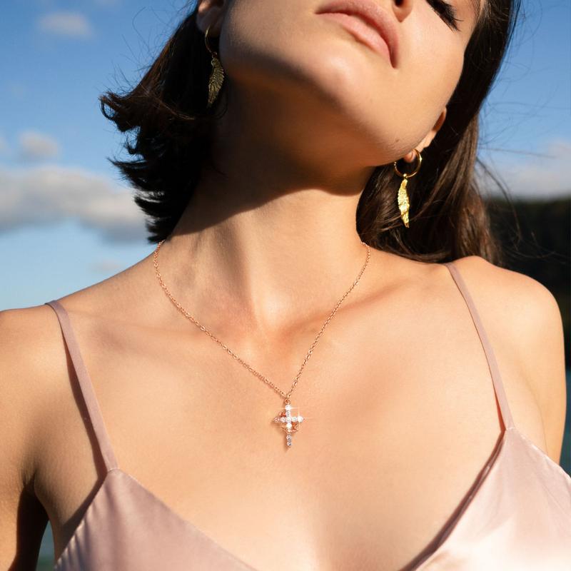 Collar de Fe - Corona y Cruz